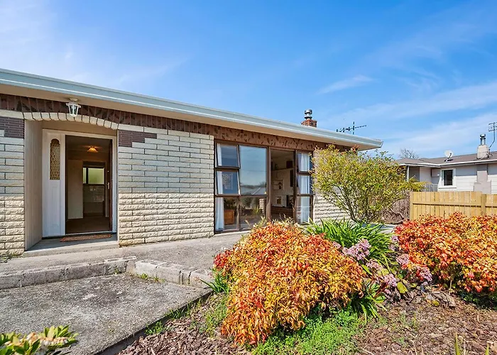Heathcote Cottage - Taupo Holiday Home
